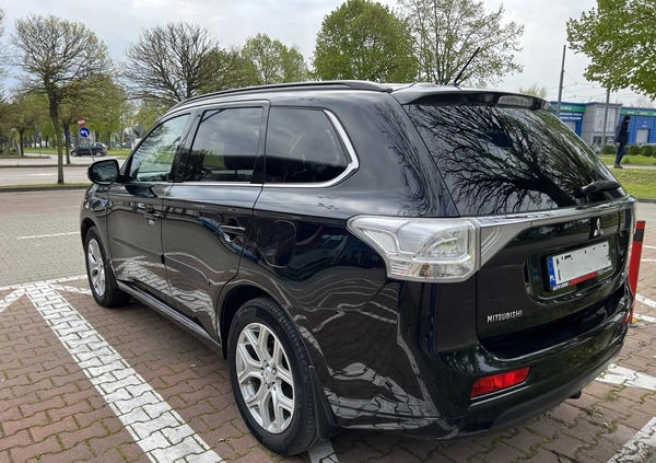 Mitsubishi Outlander cena 49800 przebieg: 293900, rok produkcji 2013 z Elbląg małe 191